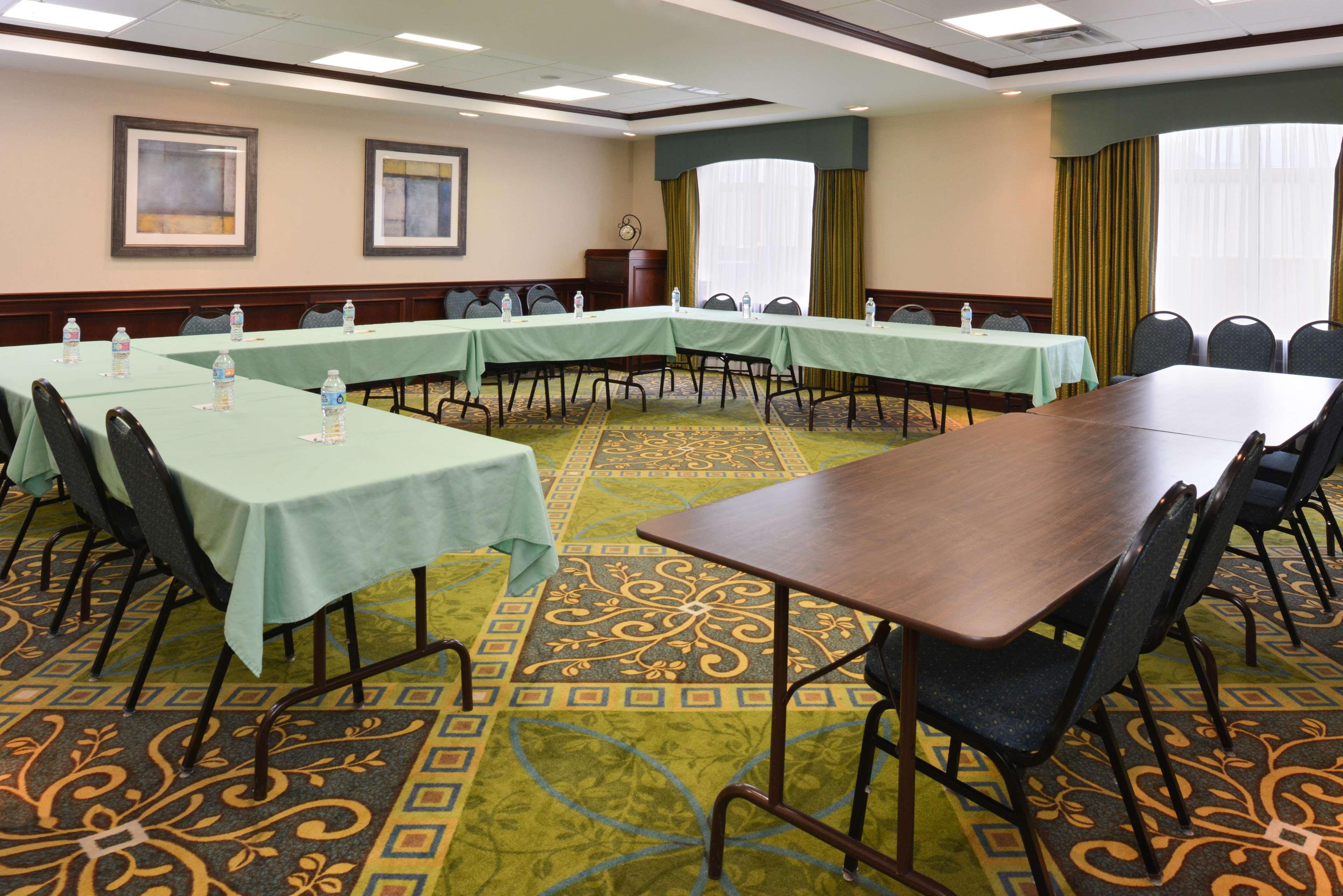 Hampton Inn Alpine Extérieur photo