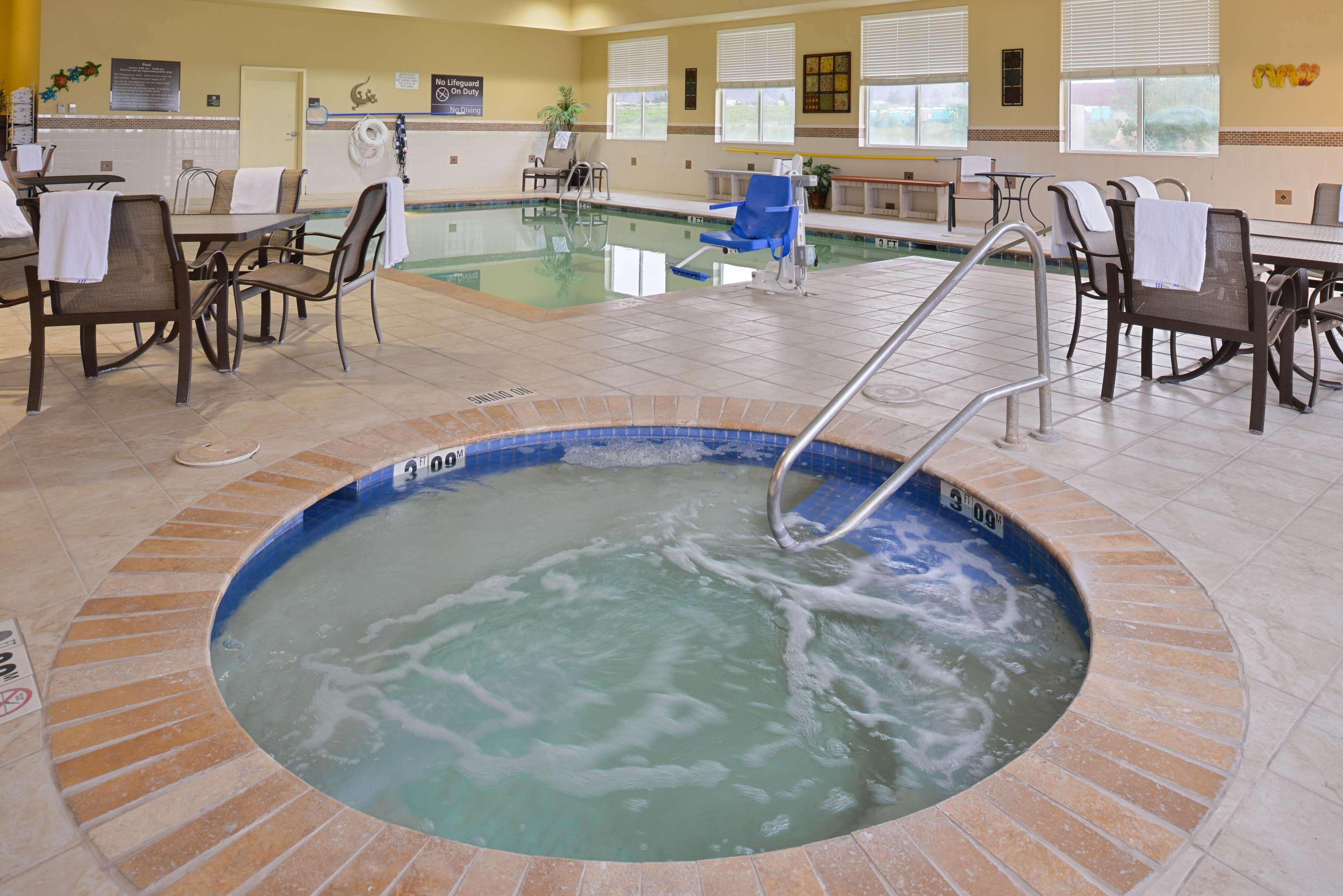 Hampton Inn Alpine Extérieur photo