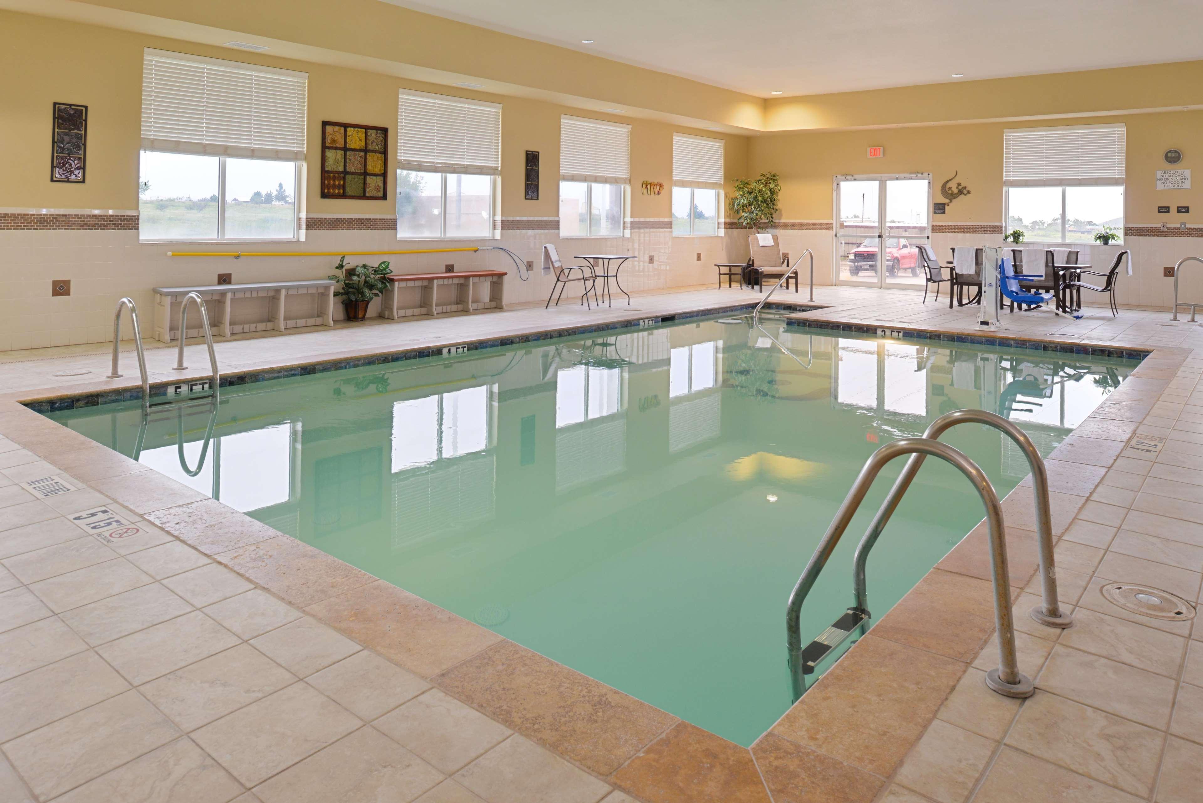 Hampton Inn Alpine Extérieur photo