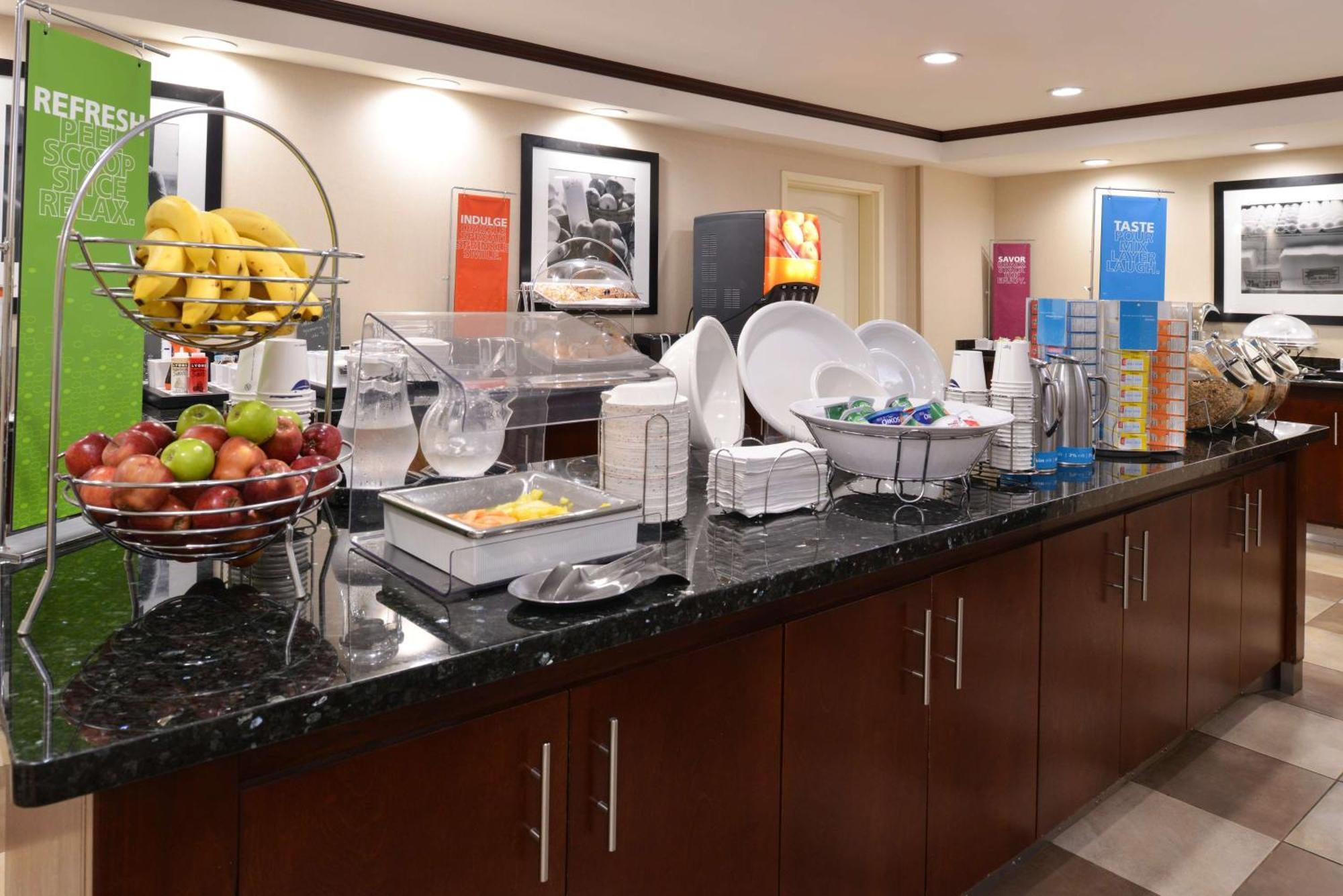 Hampton Inn Alpine Extérieur photo